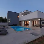 빌라 Mayla By Istra Vacation Ližnjan
