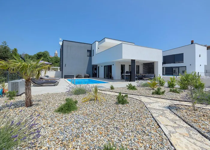 Villa Mayla *